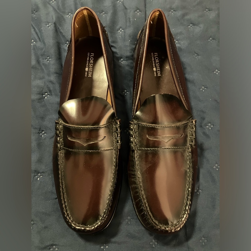 BRAND NEW Florsheim Brown Leather Penny Loafers Timeless Elegance